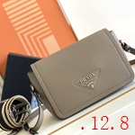 スーパーコピーブラダバッグ